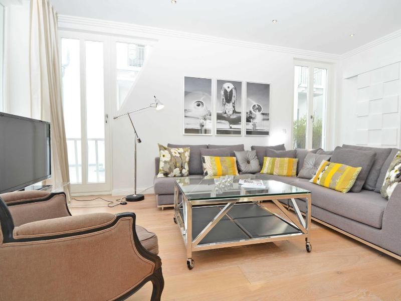 Villa Johanna in Sellin - WG 12 mit Kamin und zwei Balkonen - image 10
