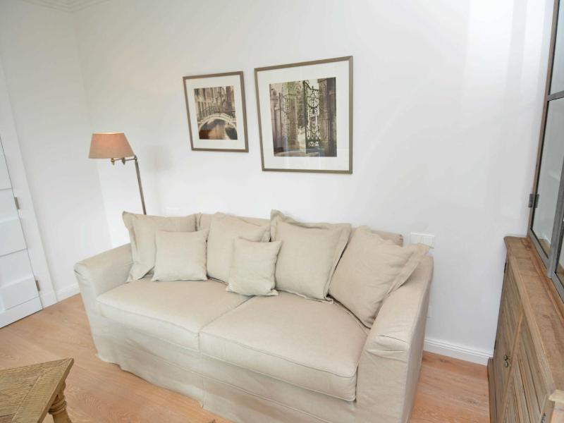 Villa Johanna in Sellin - WG 13 mit Kamin und zwei Balkonen - image 14
