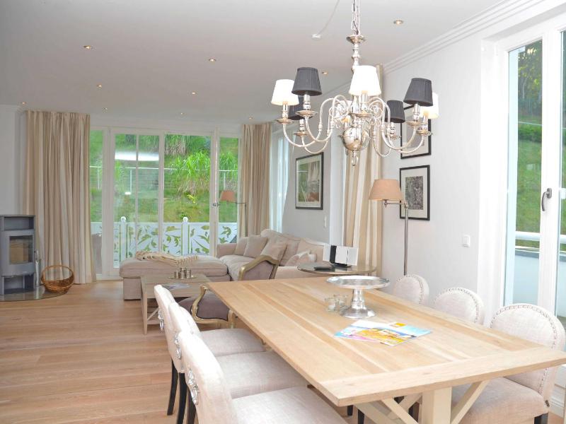 Villa Johanna in Sellin - WG 13 mit Kamin und zwei Balkonen - image 33