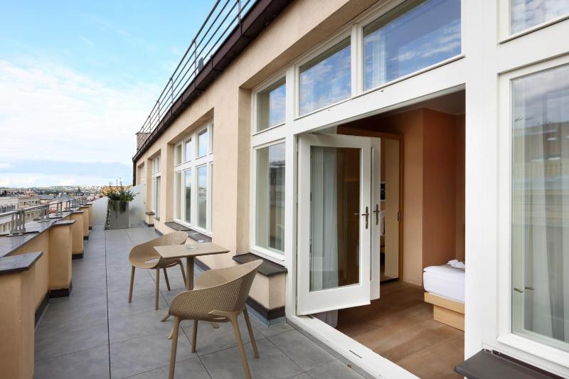 Suite with Terrace image 3