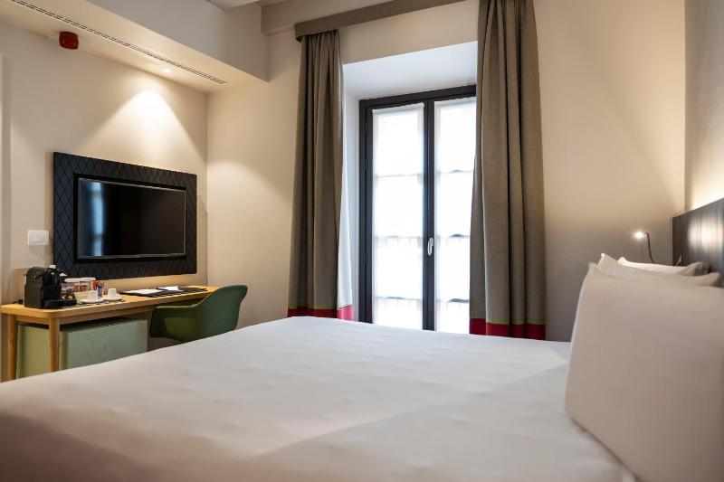 Comfort Double Room image 3