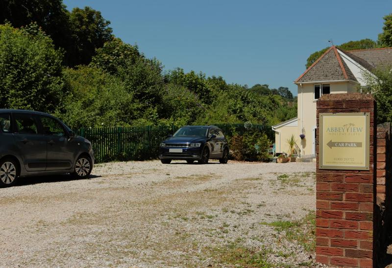 Abbey View Holiday Flats - image 7