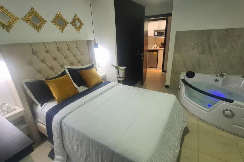 Ecusuites Jacuzzi Bellini Hidromasaje Privado - image 16