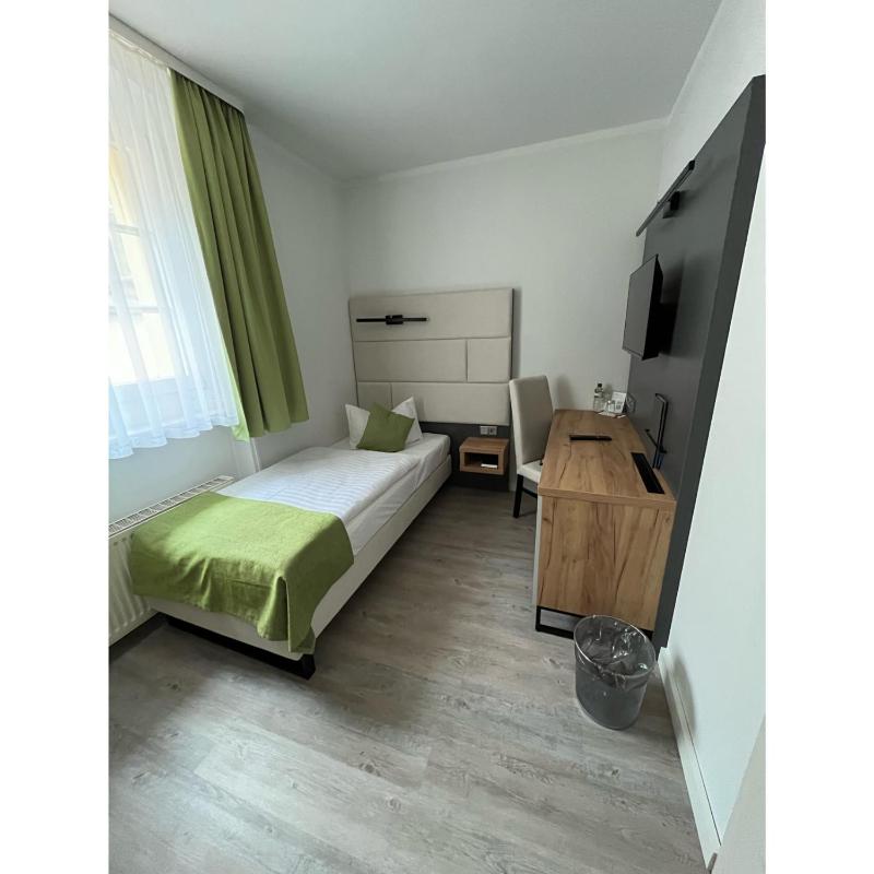 Single Room image 1