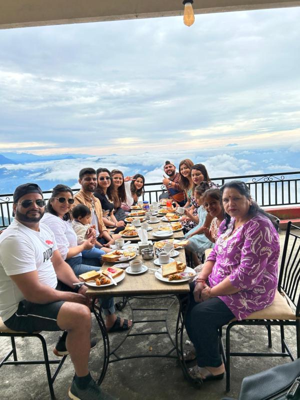 Superview Lodge - Family-Run Himalayan Sunrise - image 7