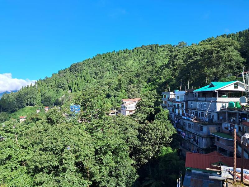 The Sherpa's Abode - image 13