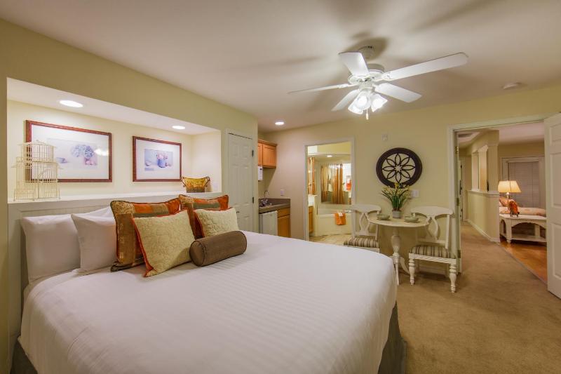 Two-Bedroom Grand Villa  image 1