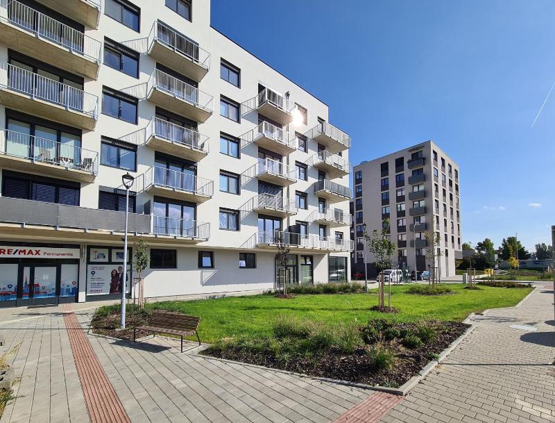 Modern Brno Apartment near City Centre - image 5