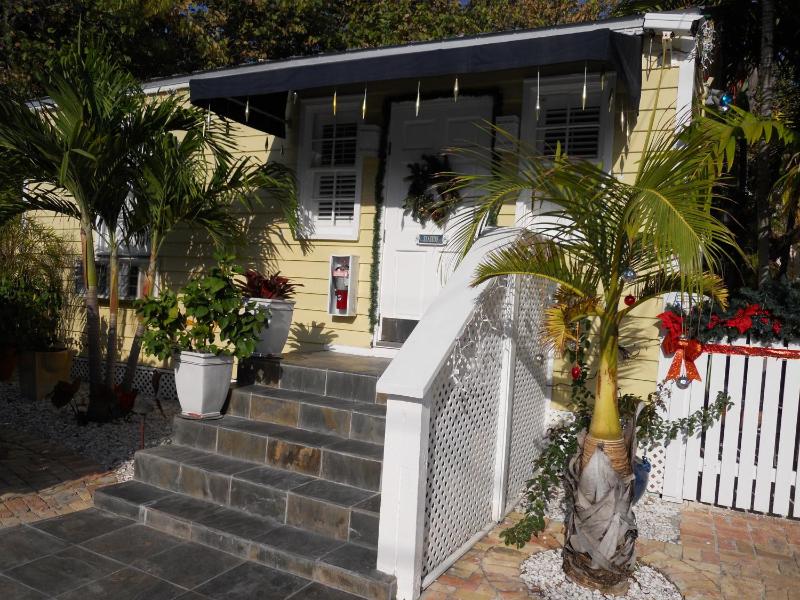Duval Inn - Key West - image 19