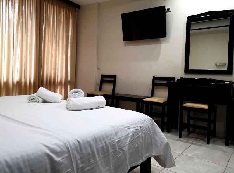 Single Room image 4