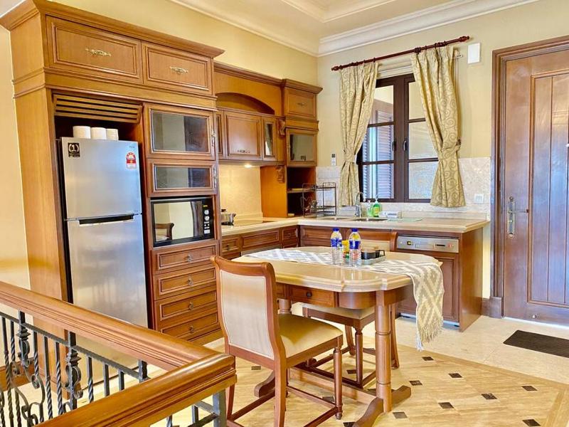 CasaDeRio DeluxRiverSuite Walk5minsToJonkerSt by HeyStay Management - image 9