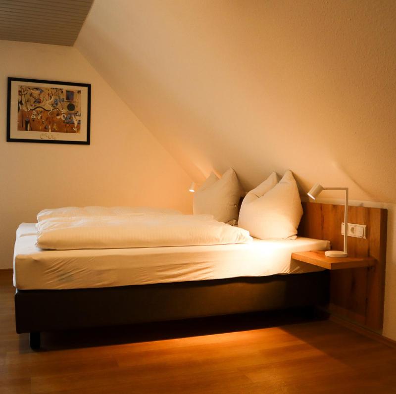 Double Room image 1