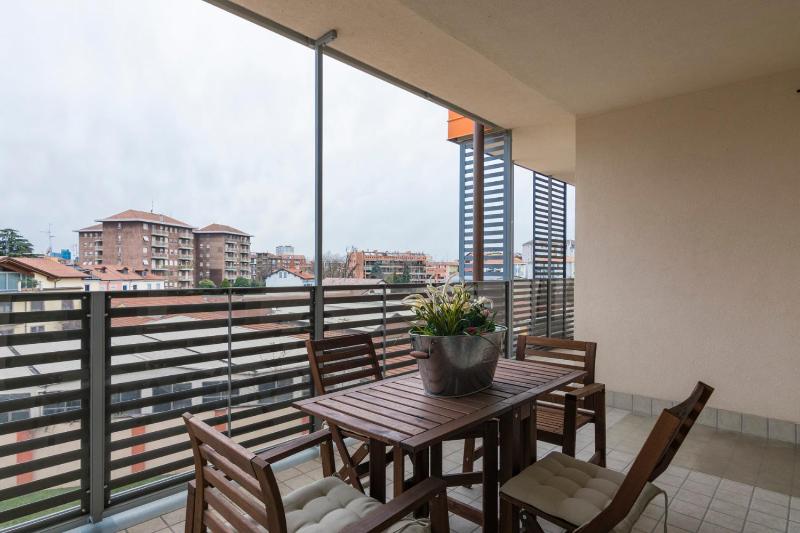 Three-Bedroom Apartment image 3