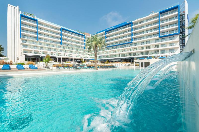L'Azure Hotel SPA 4Sup - image 1