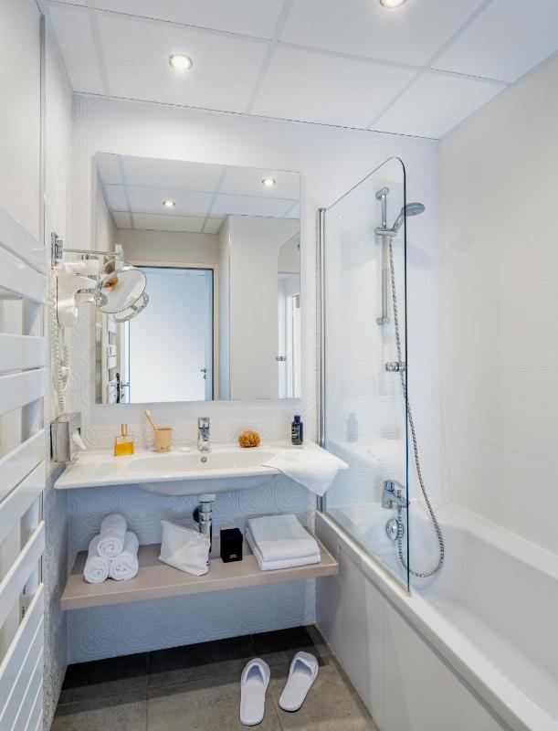Premium Suite image 2