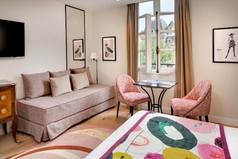 Superior Double Room image 2