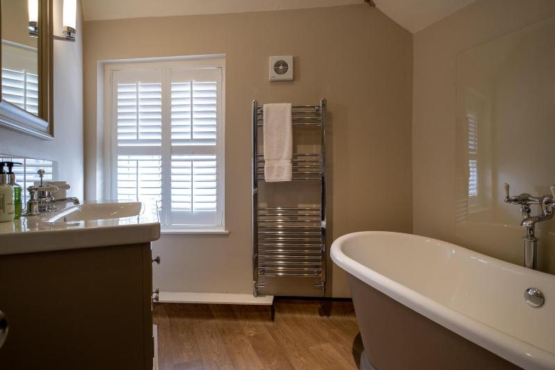 Executive Double Room image 3