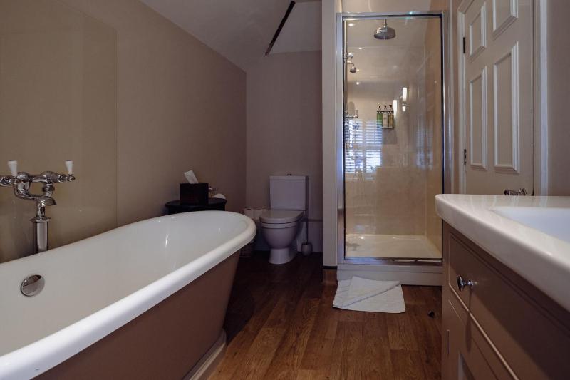 Executive Double Room image 2