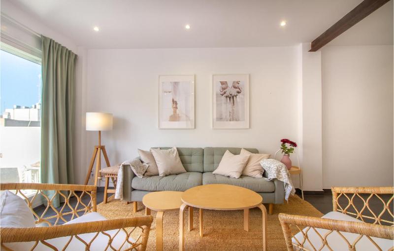 Lovely Apartment In Santa Pola With Wifi - image 14