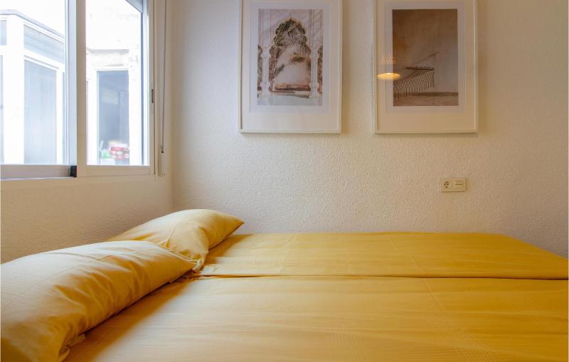 Lovely Apartment In Santa Pola With Wifi - image 8