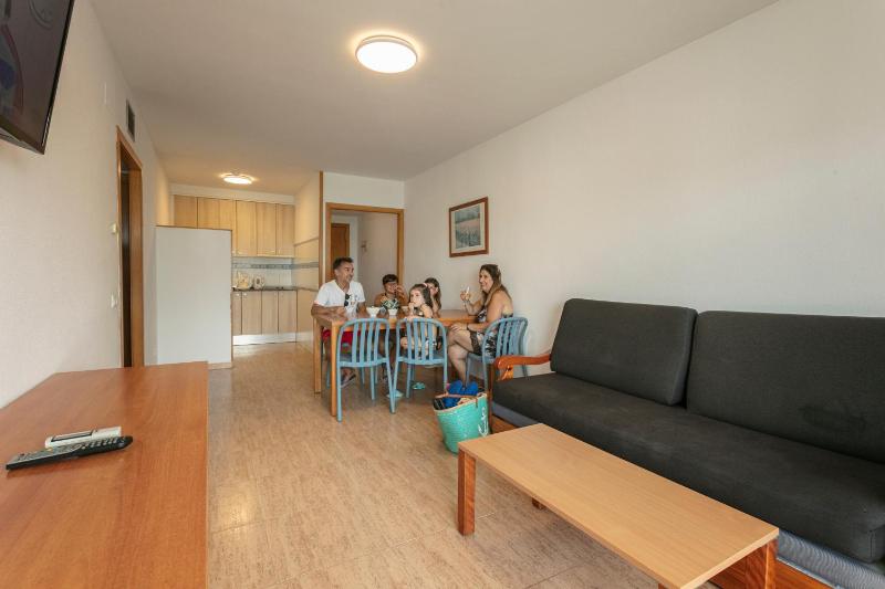 Standard Two-Bedroom Apartment with Balcony image 4