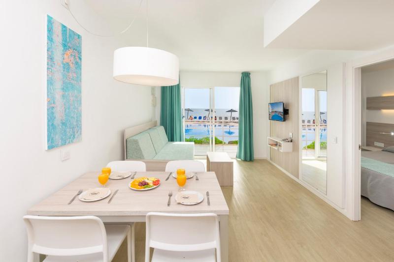One-Bedroom Apartment with Sea View and Terrace image 1