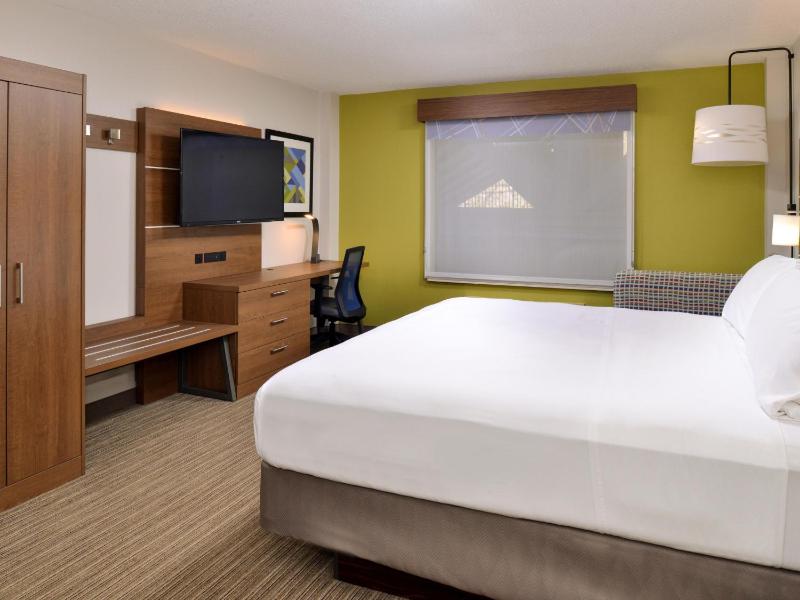 Standard Room image 1
