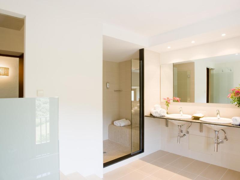 Suite image 2