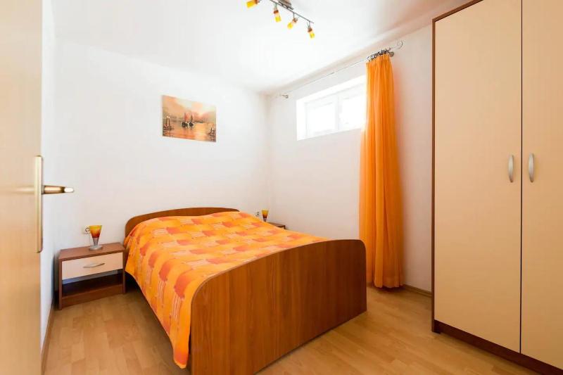 One-Bedroom Holiday Home image 4