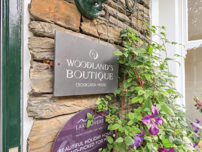 Woodlands Boutique - image 22
