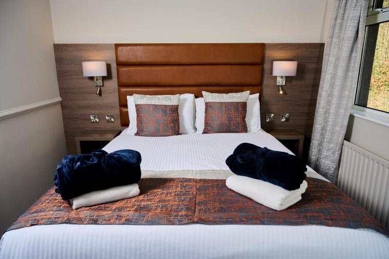 Double Room image 1