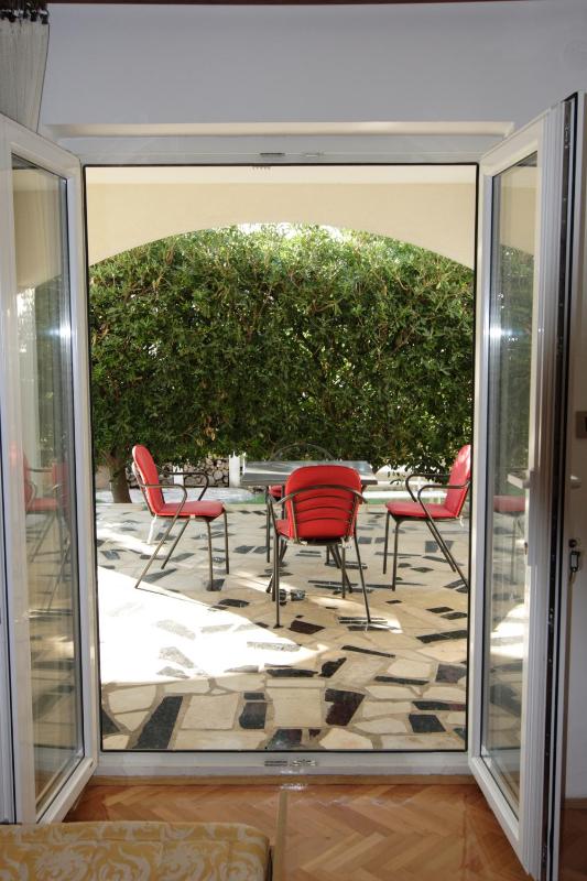 One-Bedroom Apartment with Terrace image 2
