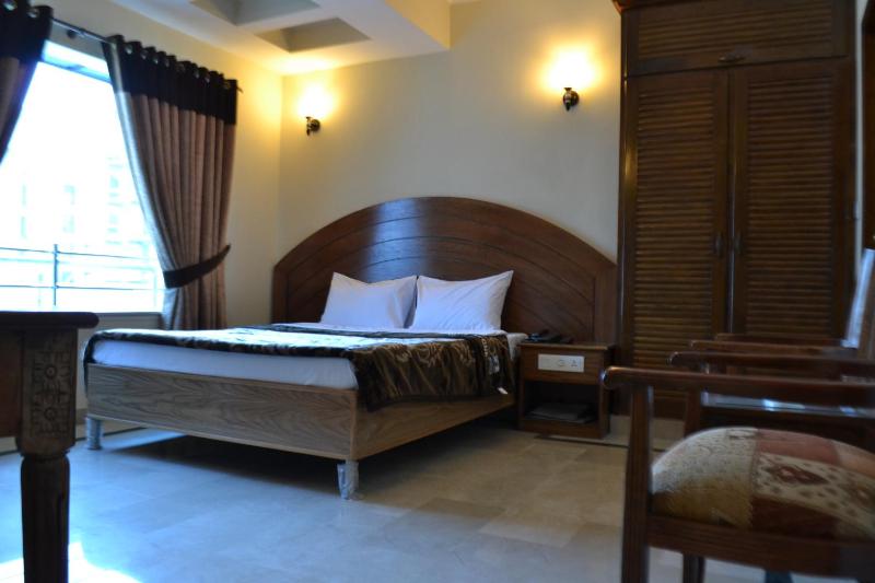 Deluxe Single Room image 4