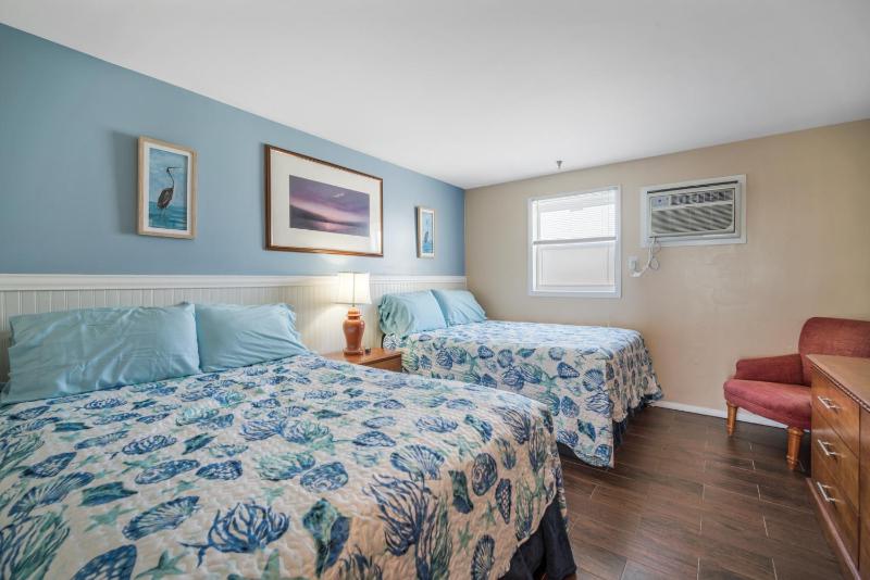 One-Bedroom Suite (Ocean Front) image 3