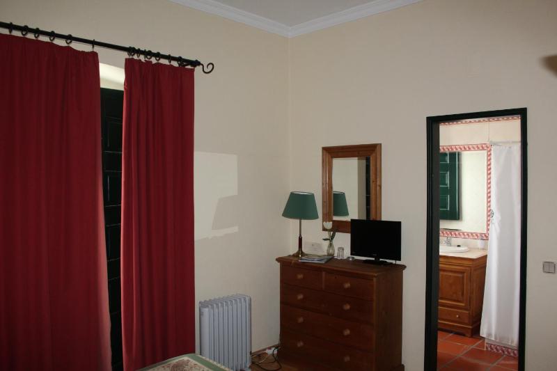 Double or Twin Room with Balcony image 3