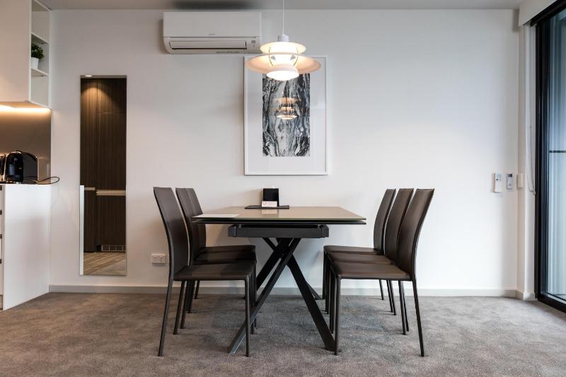 One-Bedroom Suite - Bournemouth image 3