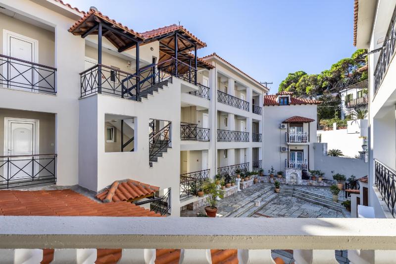 Ionia Hotel - image 10