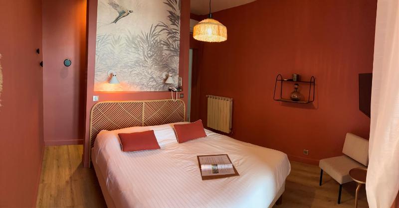 Family Room (4 persons) with Terrace and Panoramic Sea View image 1
