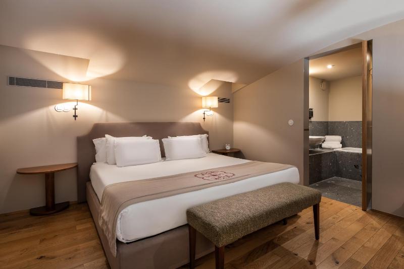 Suite image 3
