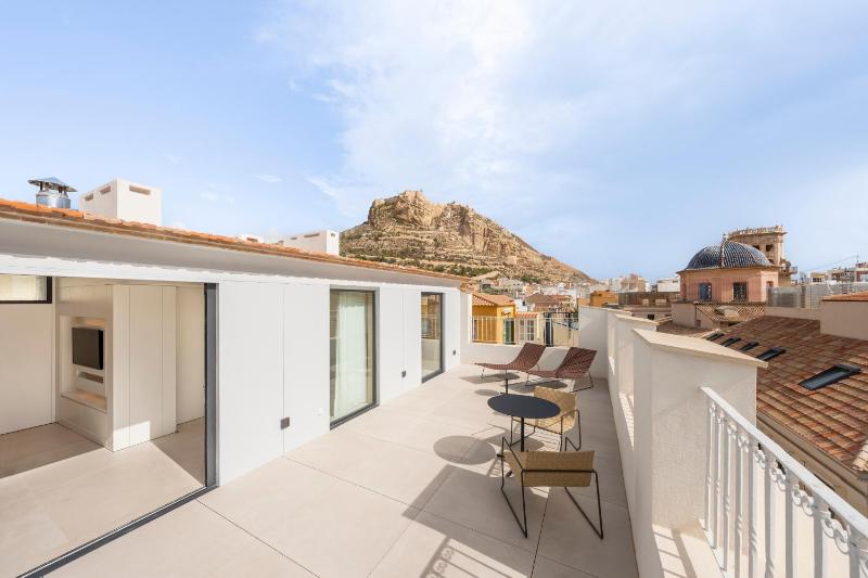 Tandem Pórtico Alicante Suites - image 2