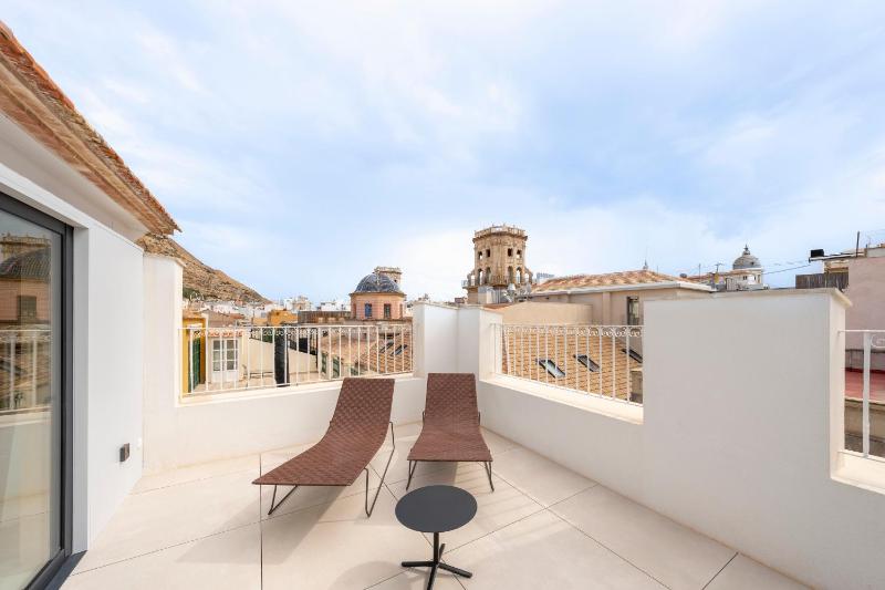 Tandem Pórtico Alicante Suites - image 9