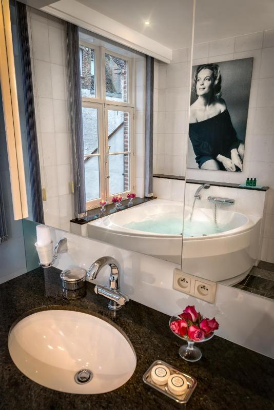 Canalside House - Luxury Guesthouse - image 16
