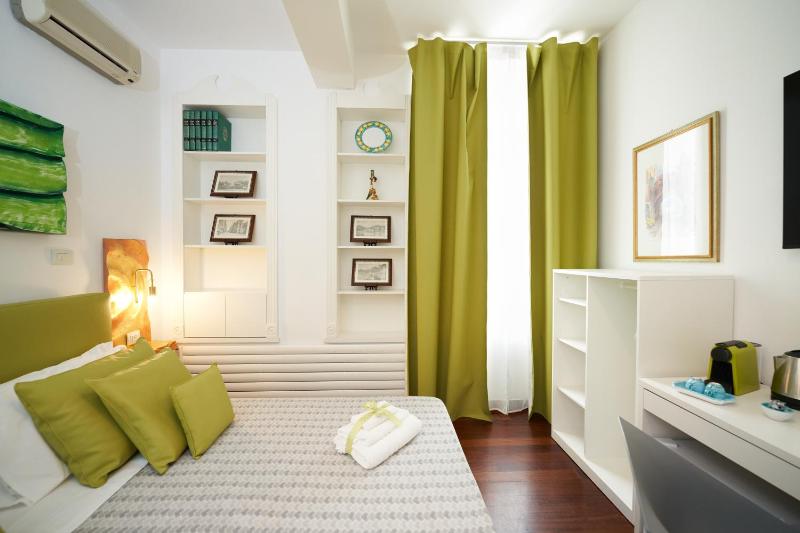 B&B Milleduecento Luxury Room - image 14