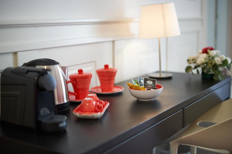 B&B Milleduecento Luxury Room - image 12