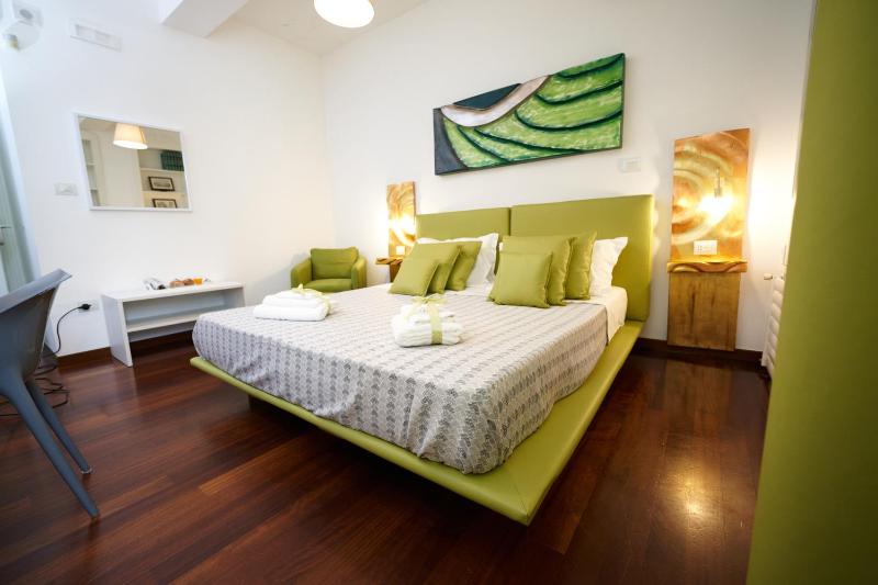 B&B Milleduecento Luxury Room - image 21
