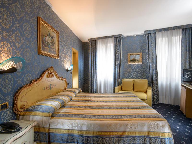 Triple Room image 2
