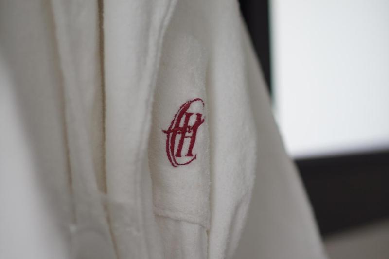Double or Twin Room (2 Adults + 1 Child) image 2