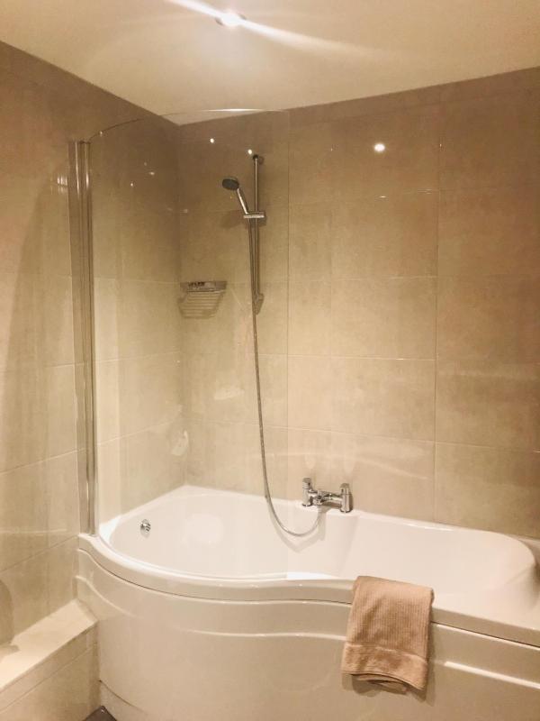 Double Room with Garden View image 4