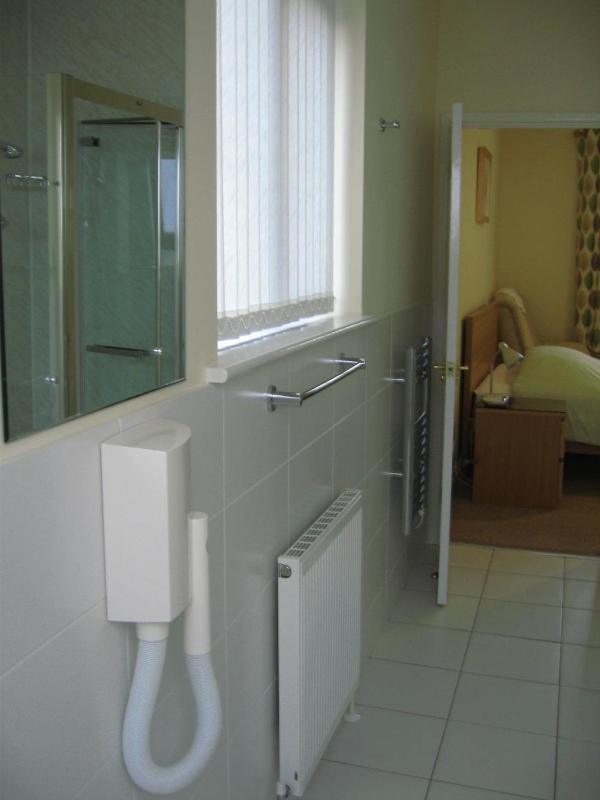 Deluxe Double Room with Shower image 3