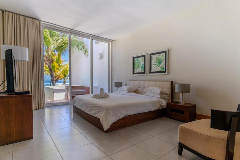 Ultravioleta Boutique Residences - image 7